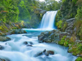 FRANK KRAHMER - Tawhai Falls, New Zealand