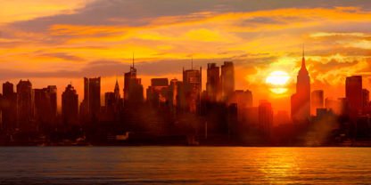 SHAUN GREEN - Sunset over Manhattan