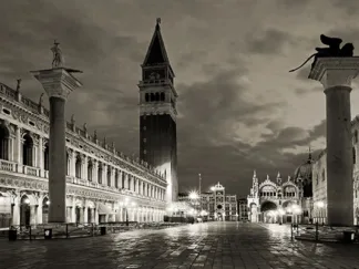 VADIM RATSENSKIY - Piazza San Marco, Venice