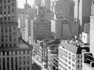 ANONYMOUS - Skyscrapers in New York City