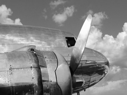 GASOLINE IMAGES - Propeller