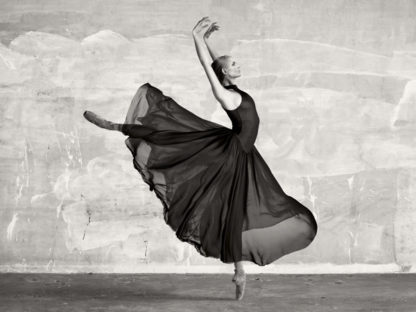 HAUTE PHOTO COLLECTION - Ballerina Dancing