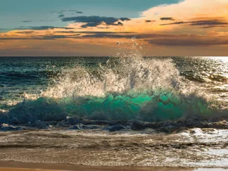 PANGEA IMAGES - Wave Crashing on the Beach, Kauai Island, Hawaii