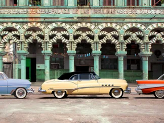 PANGEA IMAGES - Cars Parked in Havana, Cuba
