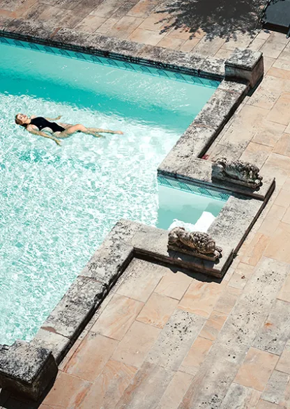 HAUTE PHOTO COLLECTION - La Piscine IV