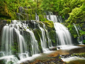FRANK KRAHMER - Waterfall Purakaunui Falls, New Zealand