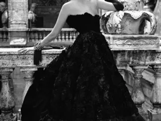 GENEVIEVE NAYLOR - Black Evening Dress, Roma 1952 (detail)