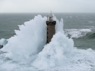 JEAN GUICHARD - Phare de Kéréon
