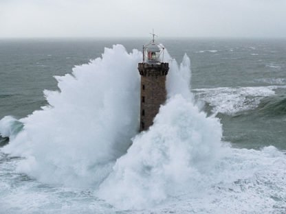 JEAN GUICHARD - Phare de Kéréon