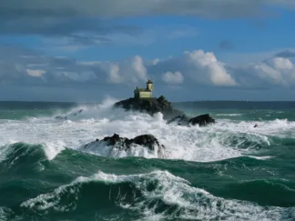 JEAN GUICHARD - Phare de Tévennec, Mer d’Iroise