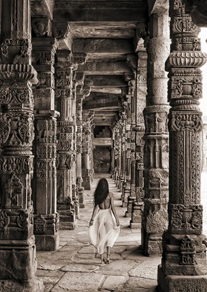 MARC MOREAU - At the Temple India (BW)