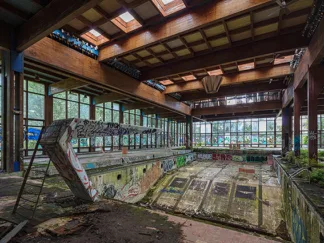 RICHARD BERENHOLTZ - Abandoned Resort Pool, Upstate NY