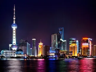 VADIM RATSENSKIY - Shanghai at Night