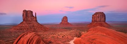 FRANK KRAHMER - Mittens in Monument Valley, Arizona