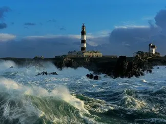 JEAN GUICHARD - Phare du Créac'h Lors d'une Tempète