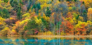 FRANK KRAHMER - Lake in Autumn, China